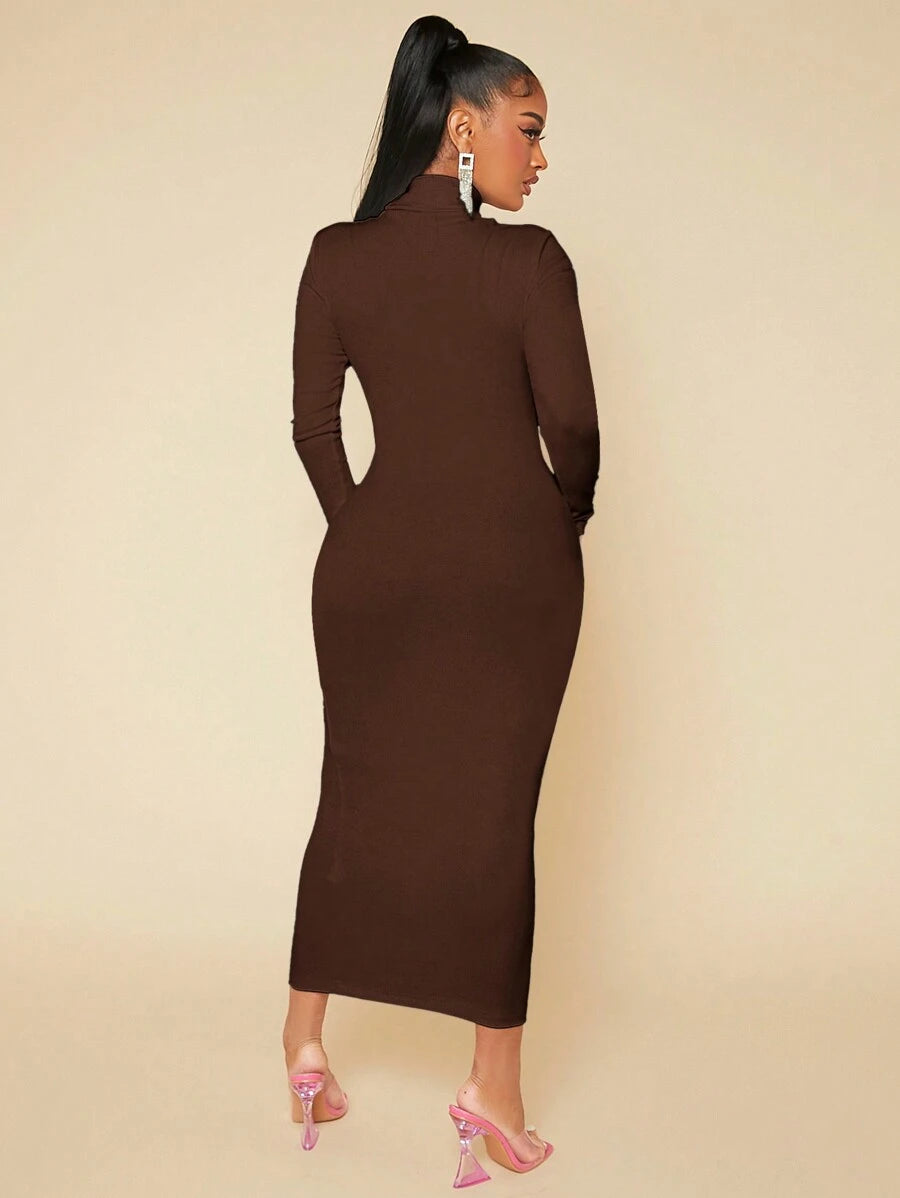 Vestido Longo Drapeado Sólido Branco de Gola Alta - Radiana