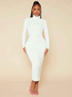 Vestido Longo Drapeado Sólido Branco de Gola Alta - Radiana