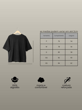 Camiseta Oversized Gola Alta Streetwear - Mind Over Matter