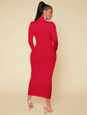 Vestido Longo Drapeado Sólido Branco de Gola Alta - Radiana
